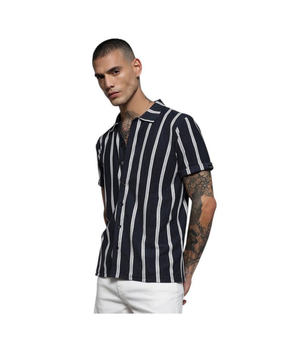 Мужская рубашка в прусскую синюю полоску с контрастным рисунком гало Campus Sutra, Blue
Мужская рубашка в прусскую синюю полоску с контрастным рисунком гало Campus Sutra, Blue