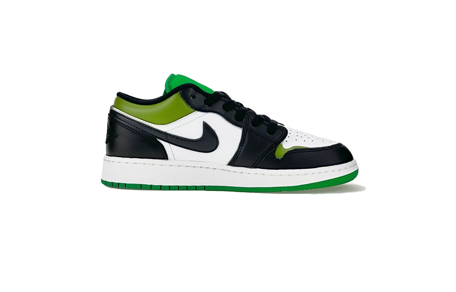 Кроссовки Air Jordan 1 Vintage Basketball Shoes Women's Low-top Black/Green, черный/зеленый
Кроссовки Air Jordan 1 Vintage Basketball Shoes Women's Low-top Black/Green, черный/зеленый