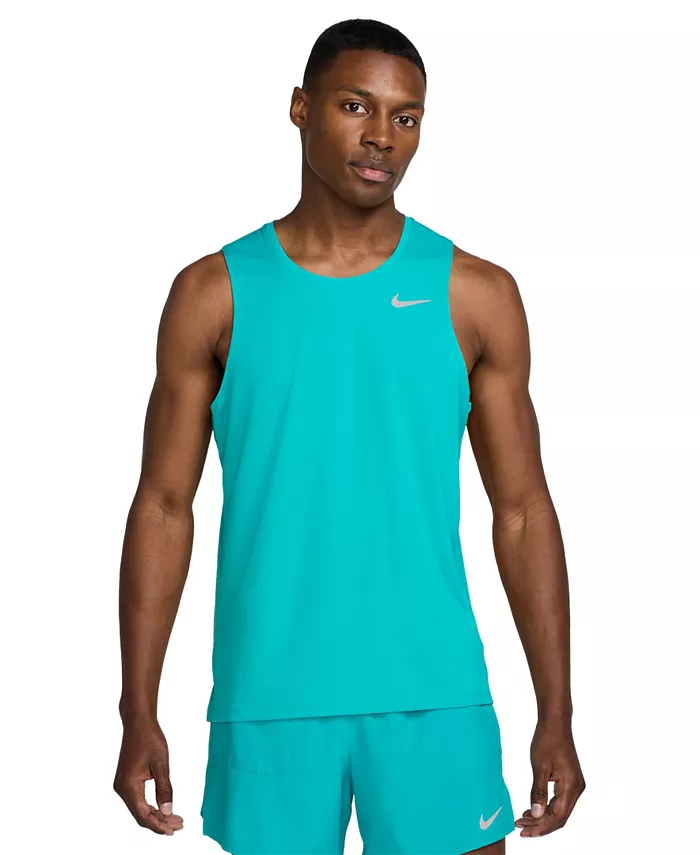 Мужская майка для бега Miler Dri-FIT Nike, зеленый
Мужская майка для бега Miler Dri-FIT Nike, зеленый