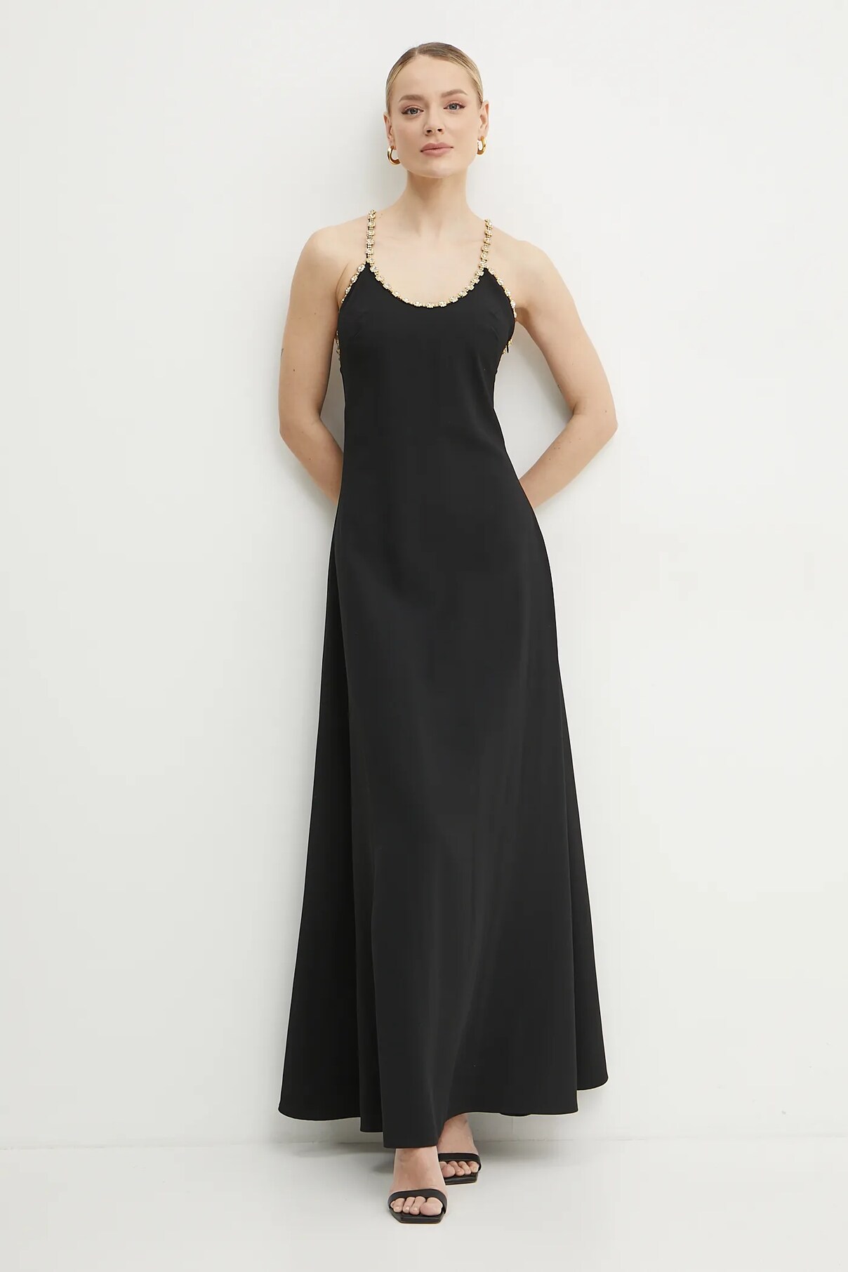 Платье DULBAS Silvian Heach, черный
Платье DULBAS Silvian Heach, черный