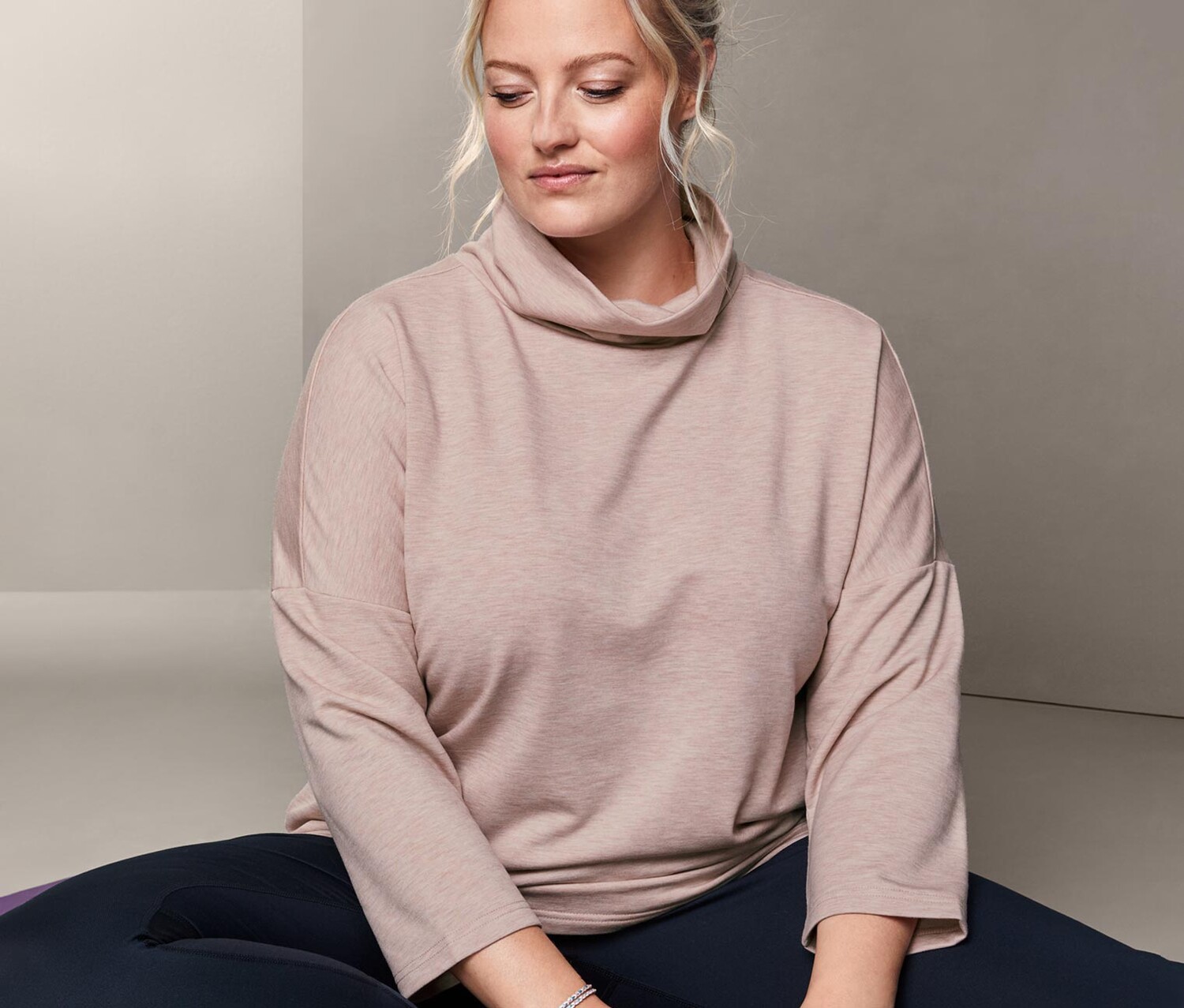 Пот свитер Tchibo, розовый пестрый
Пот свитер Tchibo, розовый пестрый