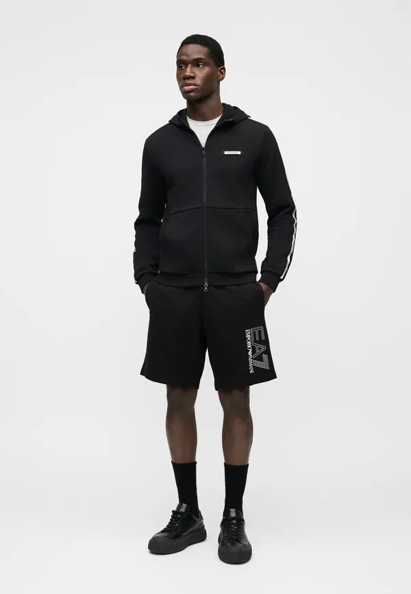 Худи с логотипом поезда, мужская, унисекс, с лентой. Ea7 Emporio Armani, Black, Черный, Худи с логотипом поезда, мужская, унисекс, с лентой. Ea7 Emporio Armani, Black
Худи с логотипом поезда, мужская, унисекс, с лентой. Ea7 Emporio Armani, Black, Черный, Худи с логотипом поезда, мужская, унисекс, с лентой. Ea7 Emporio Armani, Black