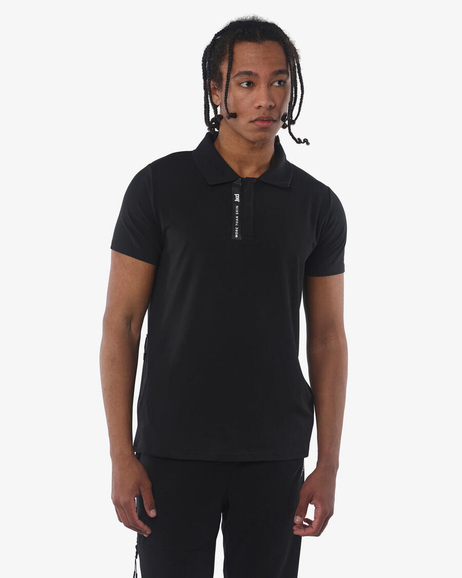 JAKED Черная мужская рубашка-поло из синтетического материала для фитнеса
JAKED Черная мужская рубашка-поло из синтетического материала для фитнеса