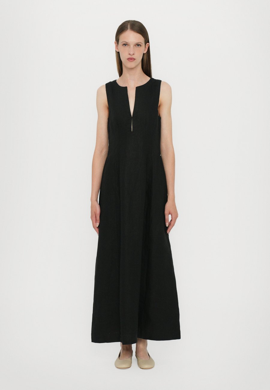 Платье Faithfull the brand MAXI DRESS, Black
Платье Faithfull the brand MAXI DRESS, Black