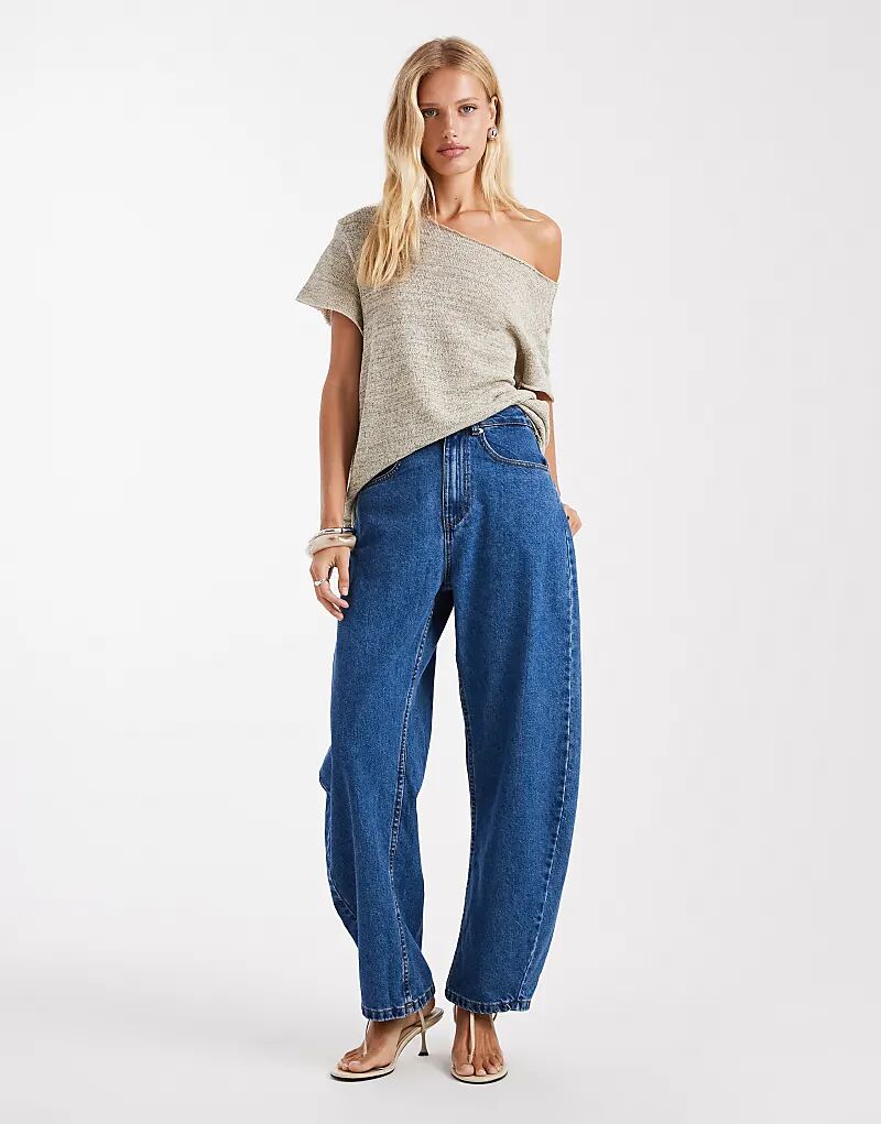 Повседневные джинсы-бочонки ASOS DESIGN средне-синего цвета
Повседневные джинсы-бочонки ASOS DESIGN средне-синего цвета