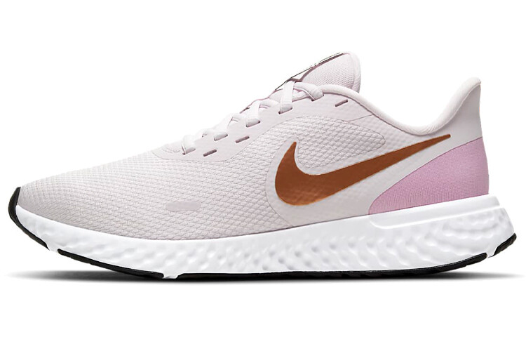 Женские беговые кроссовки Nike Revolution 5 Series
Женские беговые кроссовки Nike Revolution 5 Series