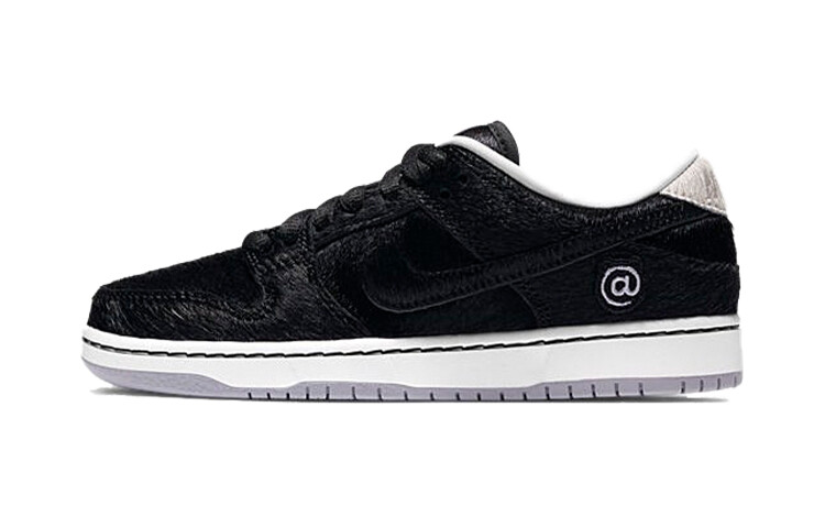 Детские кроссовки для скейтбординга Nike Dunk SB Low BP
Детские кроссовки для скейтбординга Nike Dunk SB Low BP