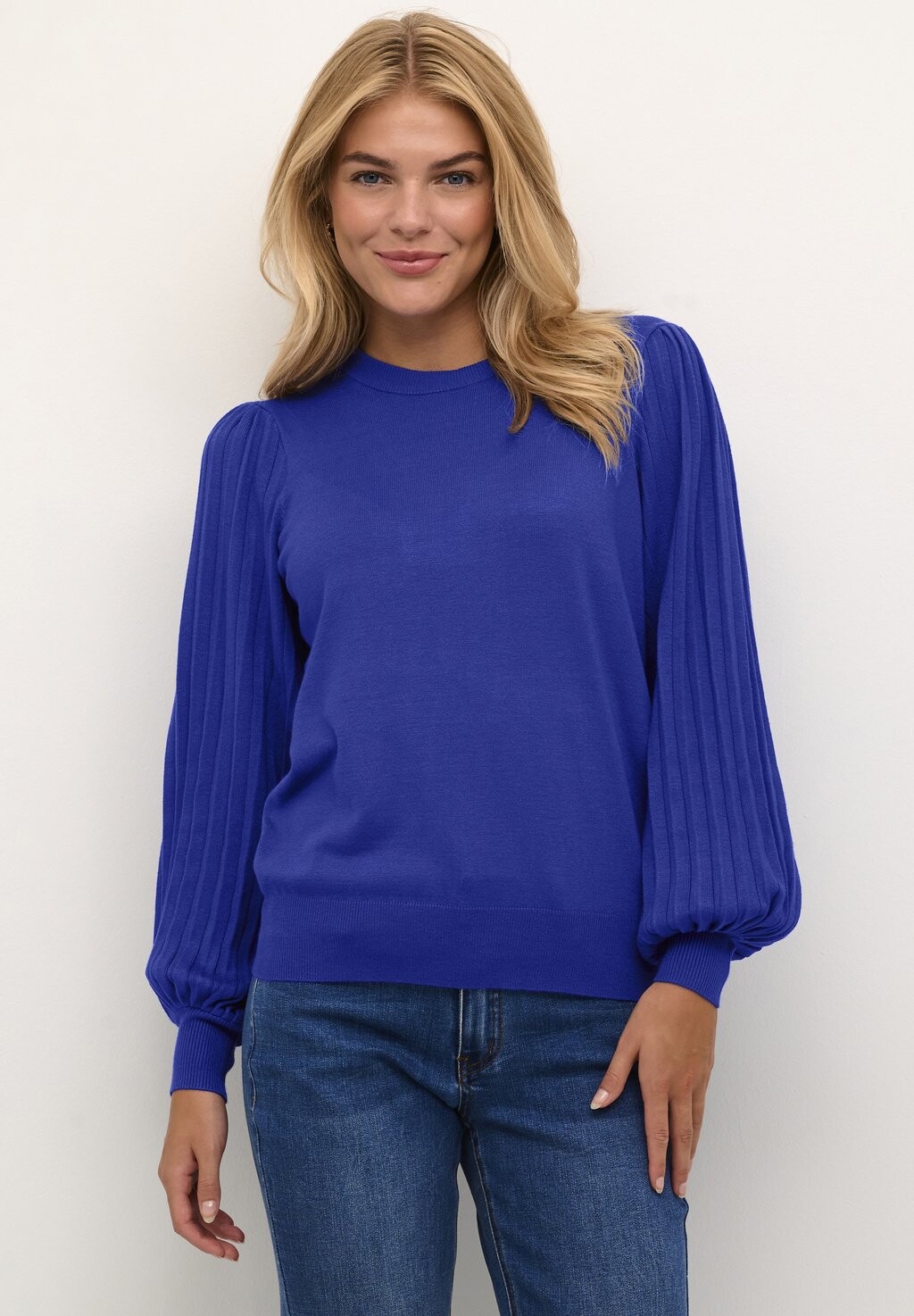 Свитер KALONE Kaffe, клематис синий
Свитер KALONE Kaffe, клематис синий