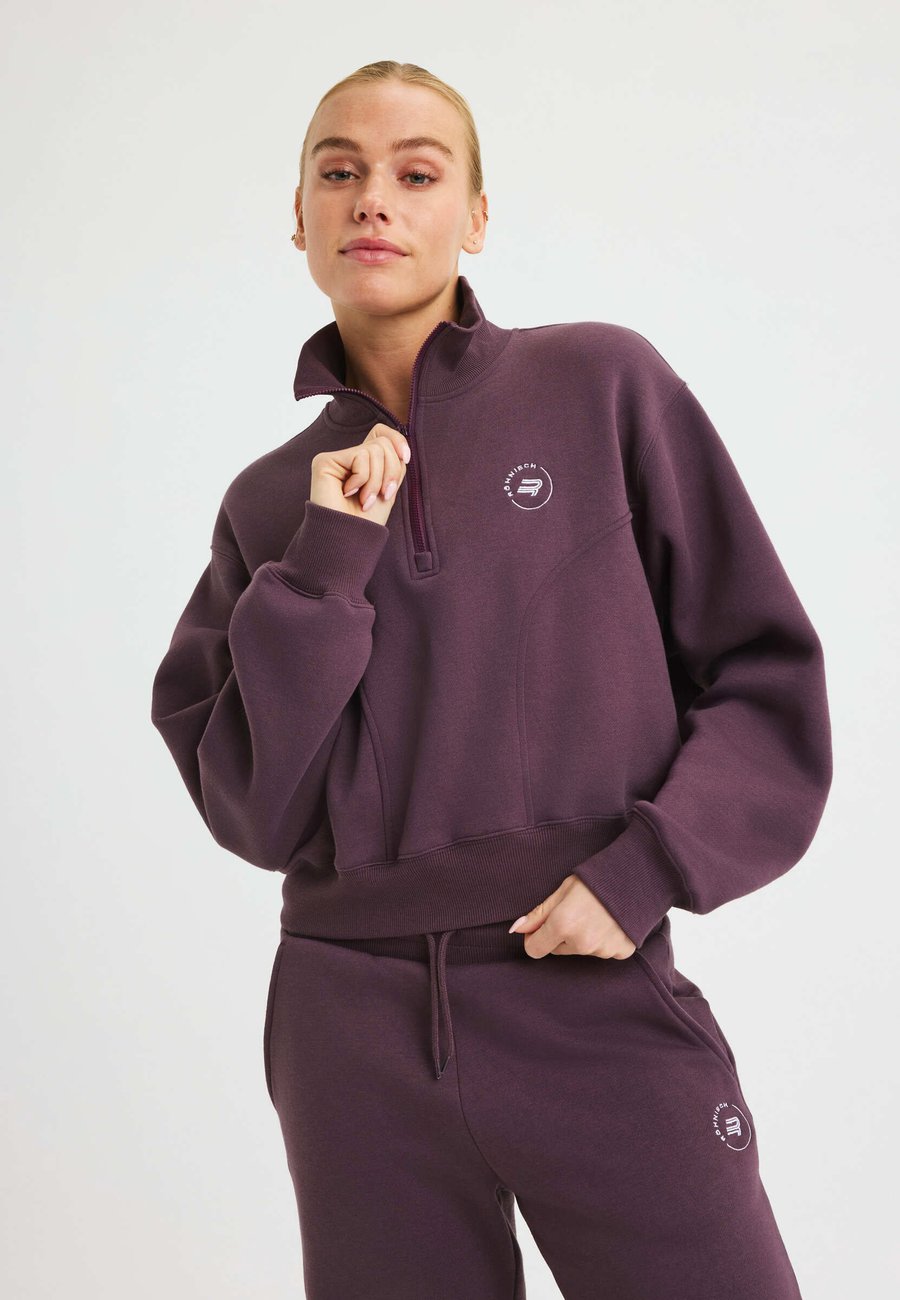 Толстовка Röhnisch HALF ZIP, Huckleberry/Dark Purple
Толстовка Röhnisch HALF ZIP, Huckleberry/Dark Purple
