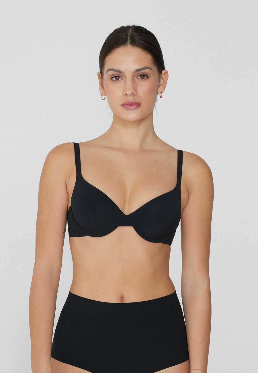 Бюстгальтер Tezenis Triangle bra, Black/Black
Бюстгальтер Tezenis Triangle bra, Black/Black