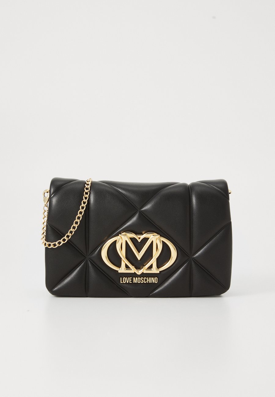 Сумка кросс-боди Love Moschino SMART DAILY BAG, Black
Сумка кросс-боди Love Moschino SMART DAILY BAG, Black