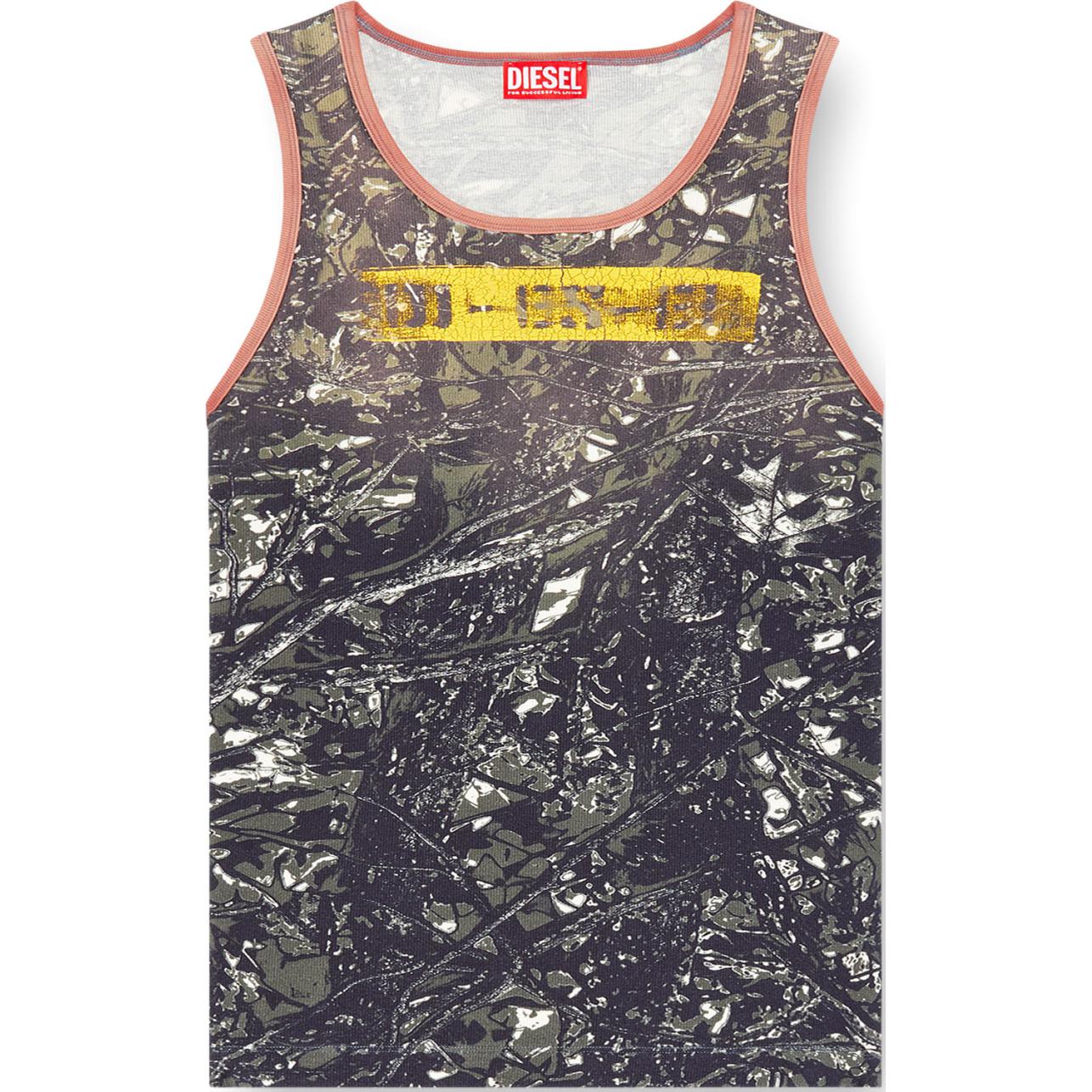 Топ Lifty Camou DIESEL, черный/зеленый
Топ Lifty Camou DIESEL, черный/зеленый