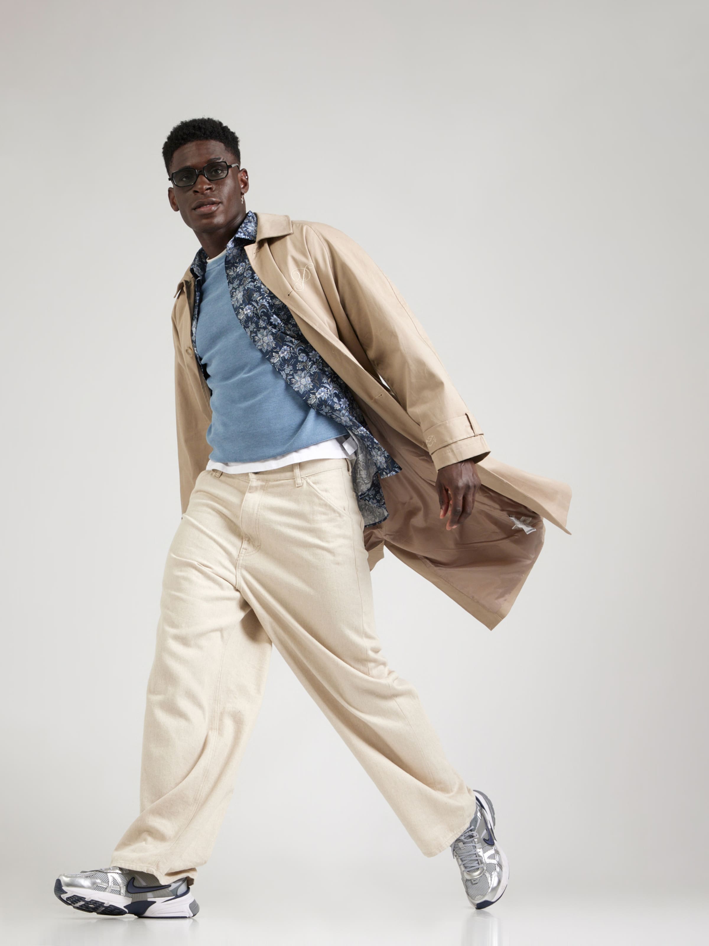 Pepe Jeans Свитер в светло-голубом цвете
Pepe Jeans Свитер в светло-голубом цвете