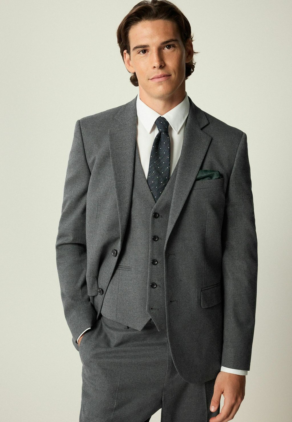 Элегантный пиджак REGULAR FIT Next, серый 
Элегантный пиджак REGULAR FIT Next, серый