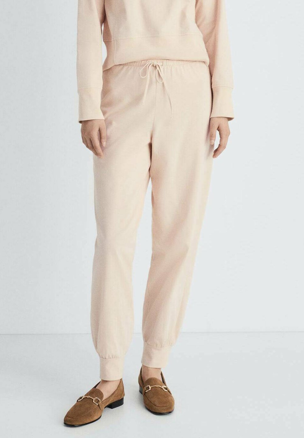 Спортивные брюки BONI Mango, лососевый
Спортивные брюки BONI Mango, лососевый