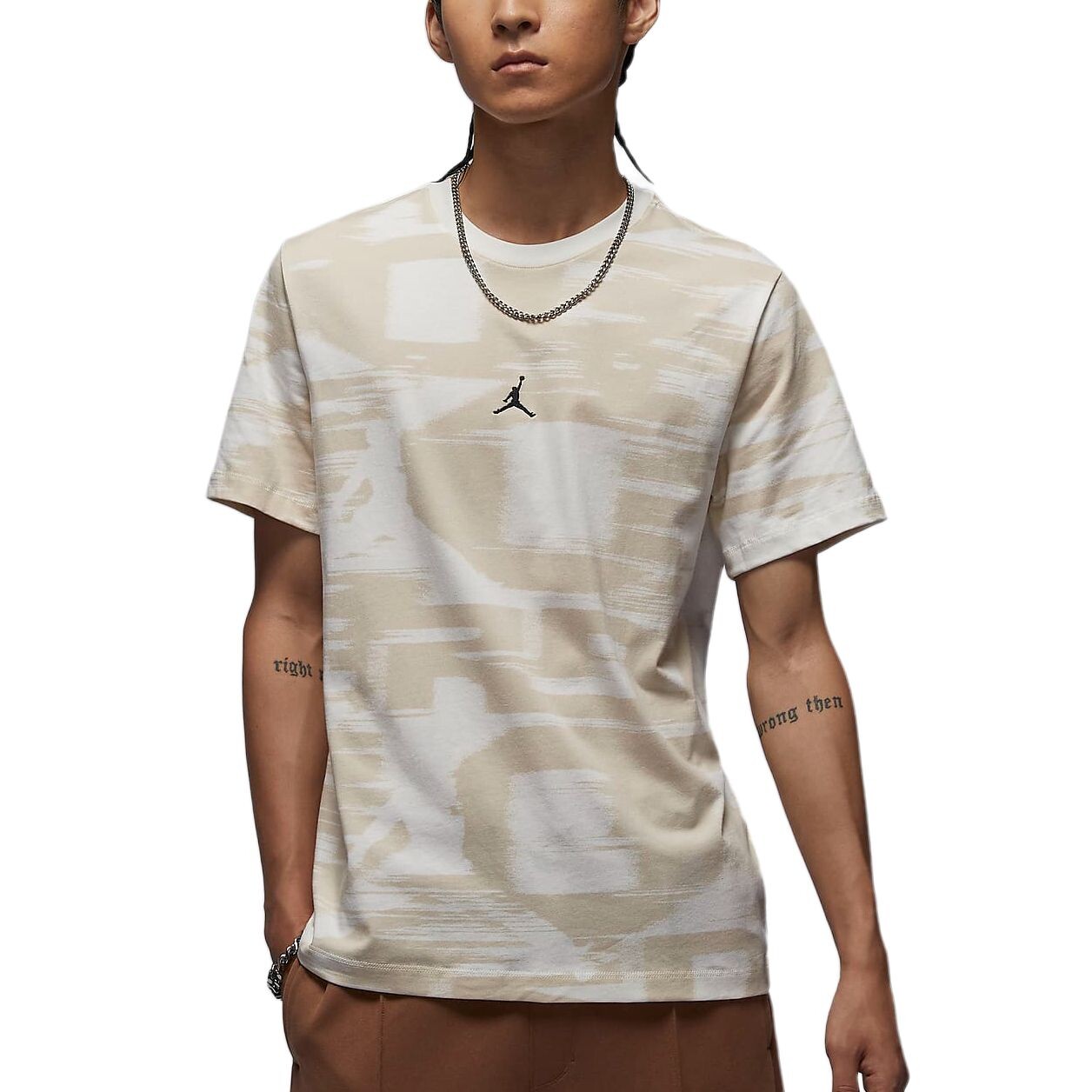 Футболка MVP мужская, цвет кокосовое молоко/черный Jordan, черный
Футболка MVP мужская, цвет кокосовое молоко/черный Jordan, черный