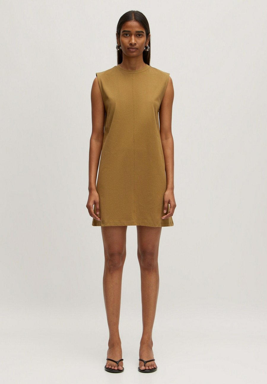 Платье EDITED PARWIN, Braun/Brown
Платье EDITED PARWIN, Braun/Brown