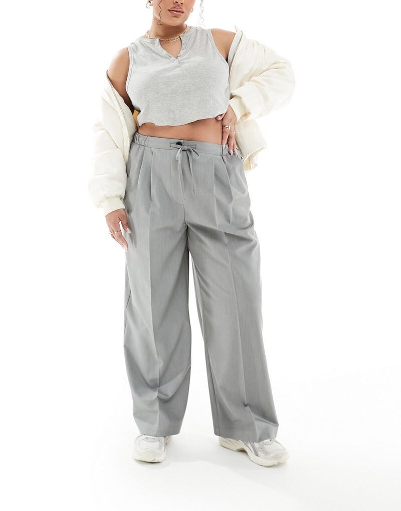 ASOS DESIGN Curve – серые приталенные брюки-слипоны 
ASOS DESIGN Curve – серые приталенные брюки-слипоны