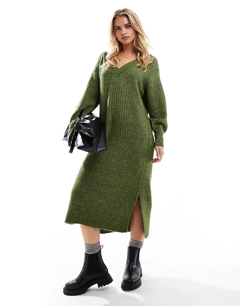 Платье-джемпер свободного кроя с мягким ребристым узором цвета хаки Vero Moda
Платье-джемпер свободного кроя с мягким ребристым узором цвета хаки Vero Moda