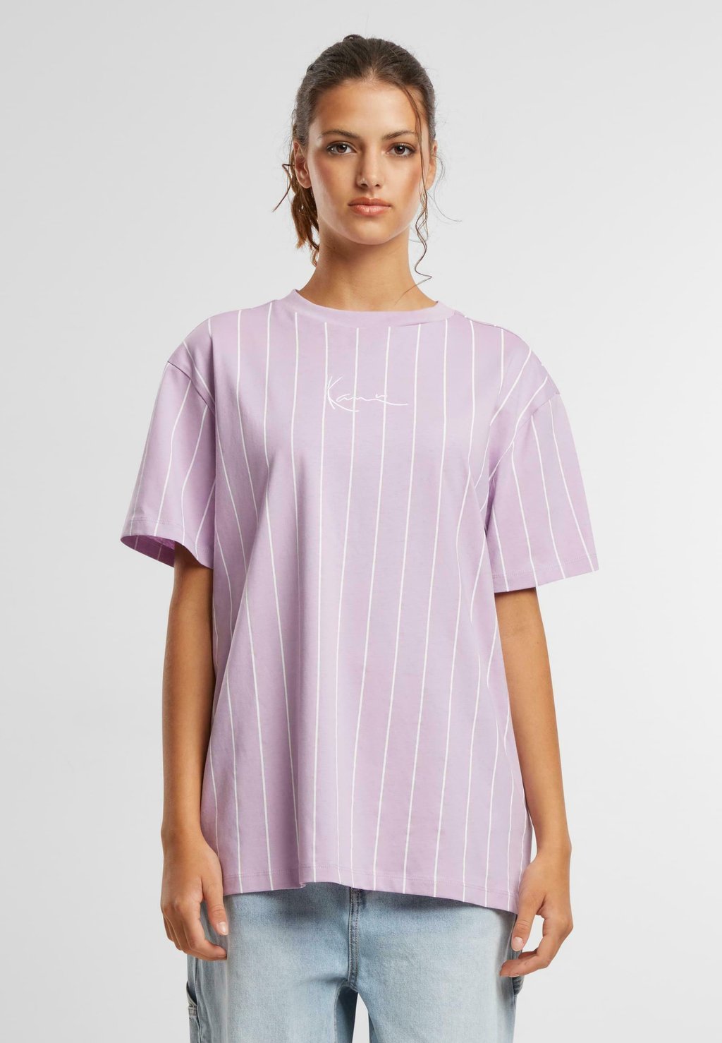 Футболка с принтом Karl Kani, фиолетовый
Футболка с принтом Karl Kani, фиолетовый