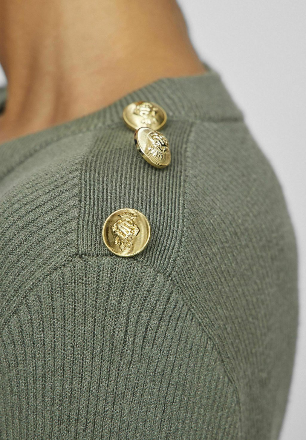 Платье-футляр LANGARM VILA, зеленый
Платье-футляр LANGARM VILA, зеленый