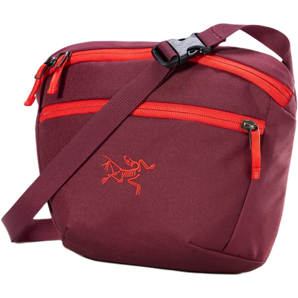 Arcteryx Мужская и женская поясная сумка 2,5 л, Red & Dark Red 
Arcteryx Мужская и женская поясная сумка 2,5 л, Red & Dark Red