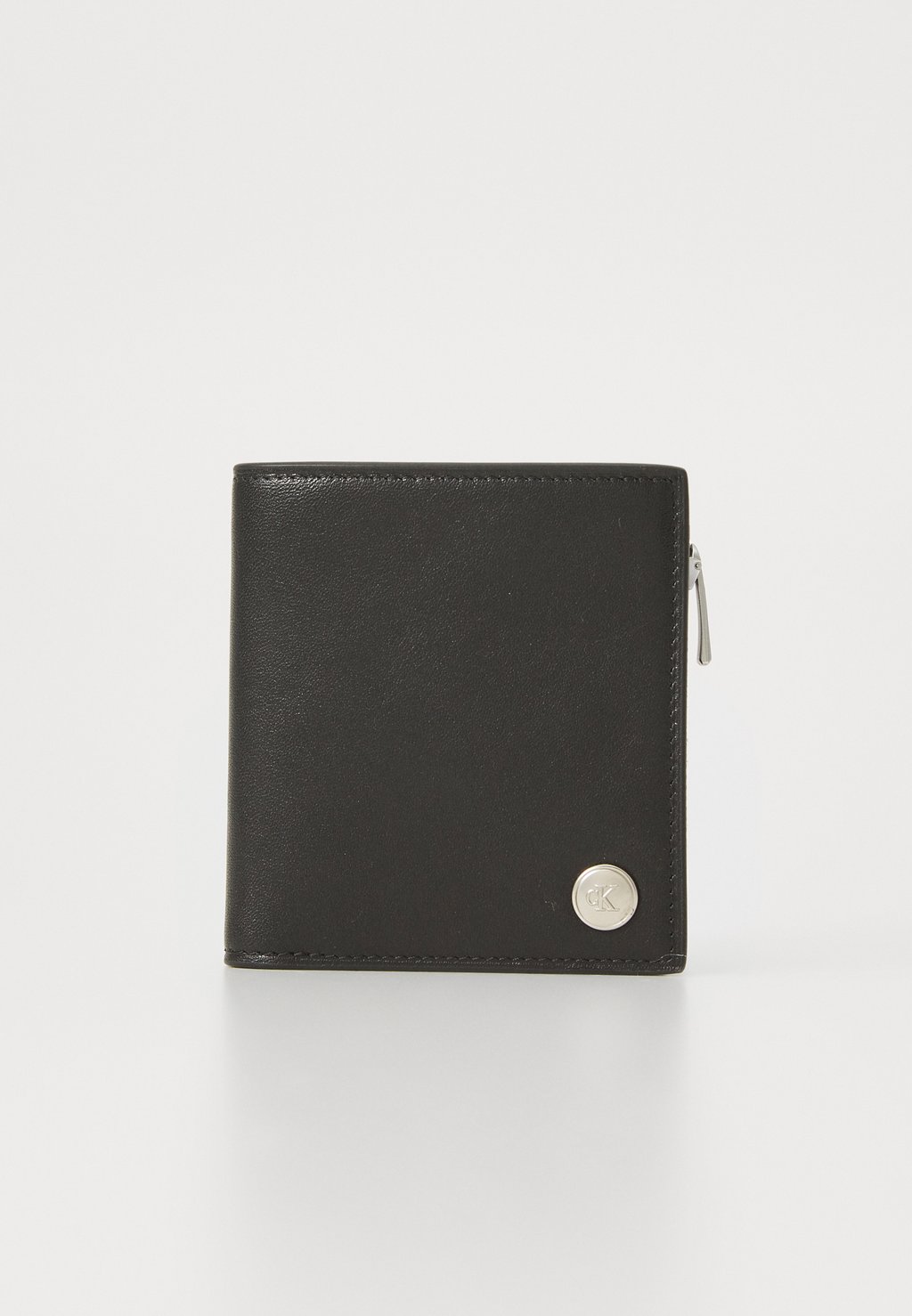 Кошелек Calvin Klein Jeans, черный
Кошелек Calvin Klein Jeans, черный