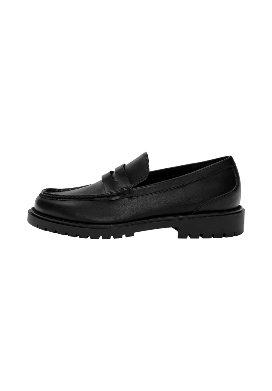 Лоферы PULL&BEAR LOAFERS, Black
Лоферы PULL&BEAR LOAFERS, Black