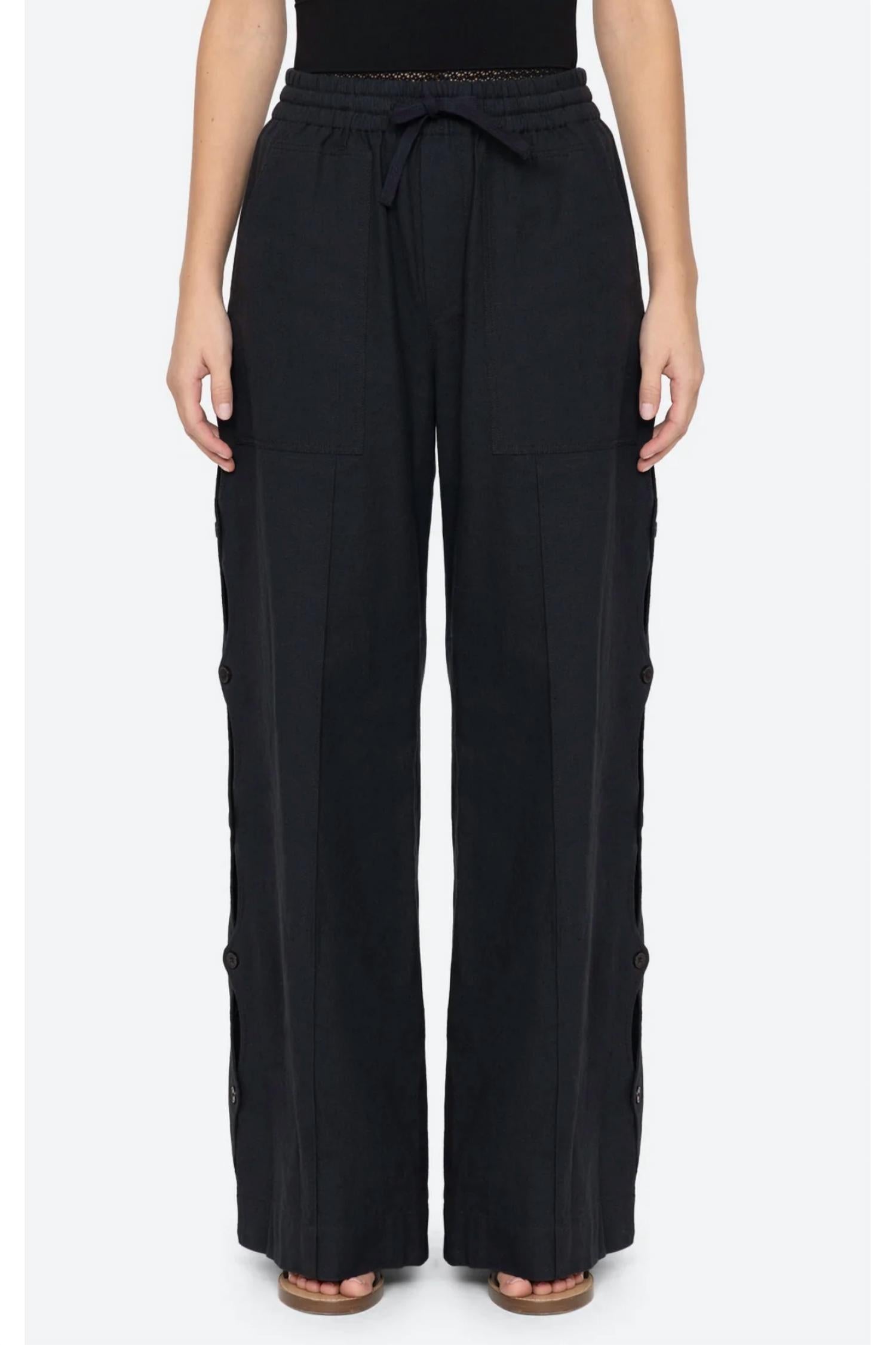 Брюки Shai Sportswear черные SEA
Брюки Shai Sportswear черные SEA