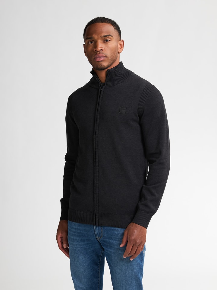 Кардиган тонкой вязки Nevada черного цвета Petrol Industries
Кардиган тонкой вязки Nevada черного цвета Petrol Industries