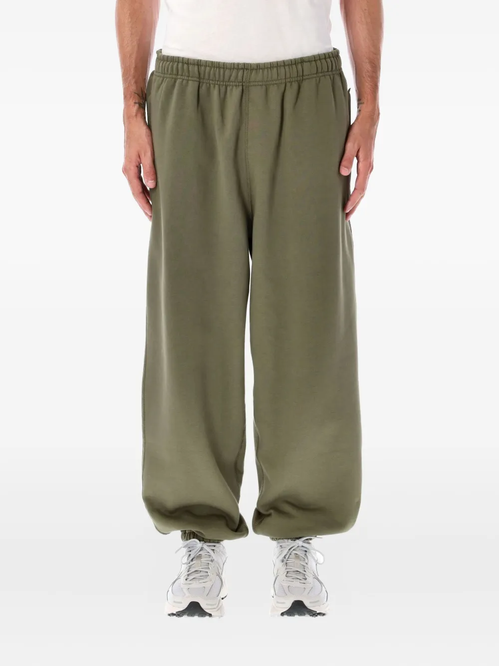 Спортивные брюки с украшением в виде галочки Nike, зеленый
Спортивные брюки с украшением в виде галочки Nike, зеленый