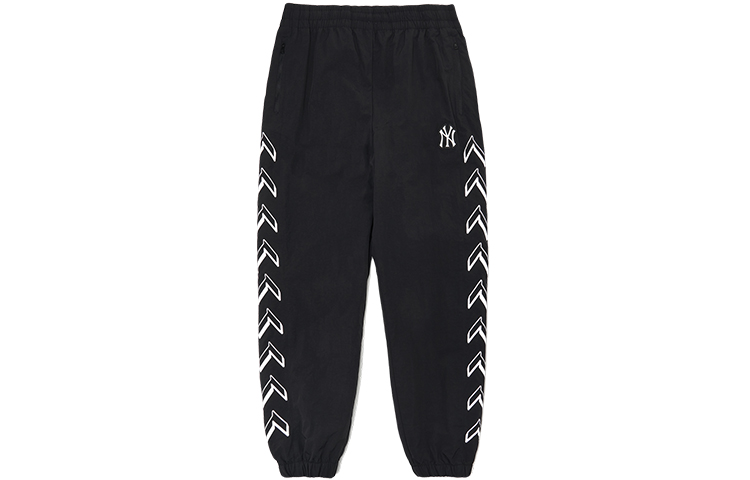 Вязаные спортивные брюки унисекс черные MLB
Вязаные спортивные брюки унисекс черные MLB