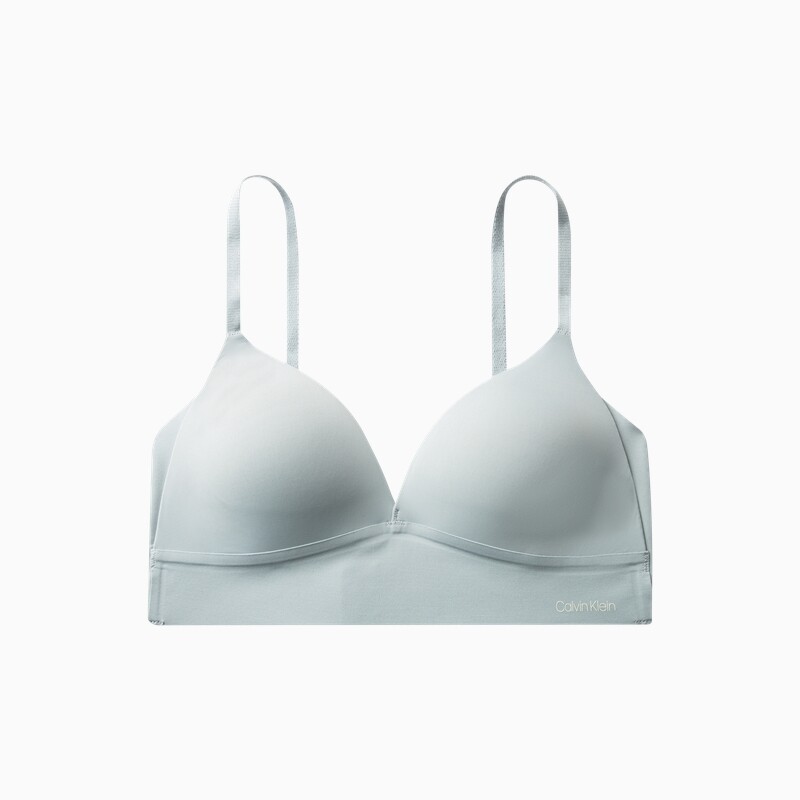Бюстгальтер бесшовный Calvin Klein с треугольными чашками и тонкими подкладками, синий
Бюстгальтер бесшовный Calvin Klein с треугольными чашками и тонкими подкладками, синий