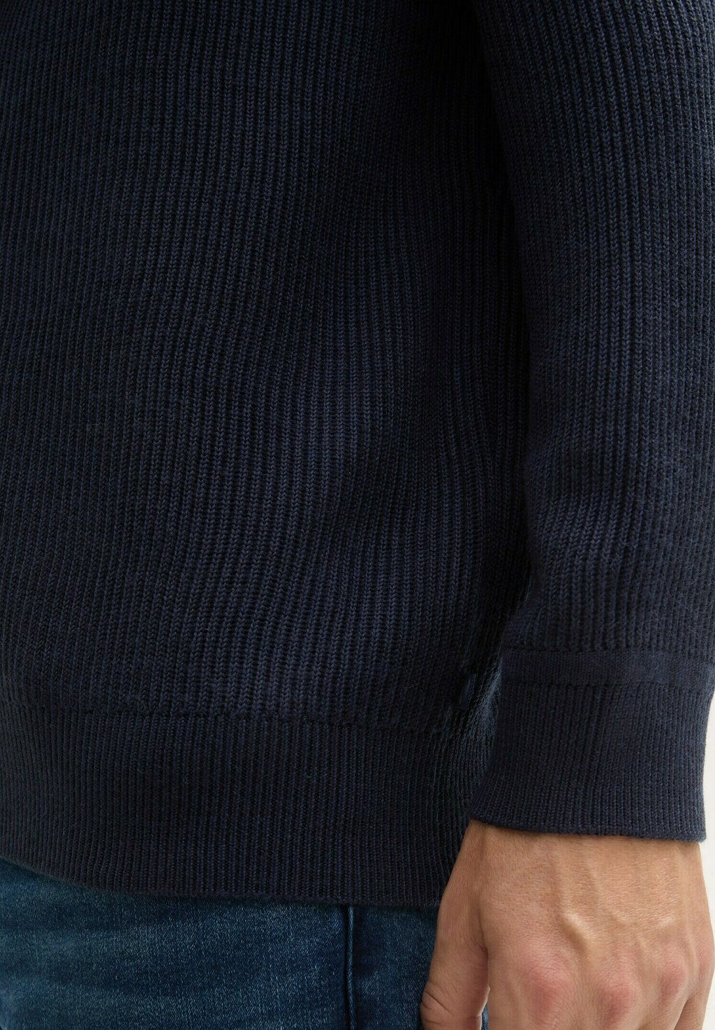 Джемпер COMFORT MIT STRUKTUR TOM TAILOR, синий
Джемпер COMFORT MIT STRUKTUR TOM TAILOR, синий