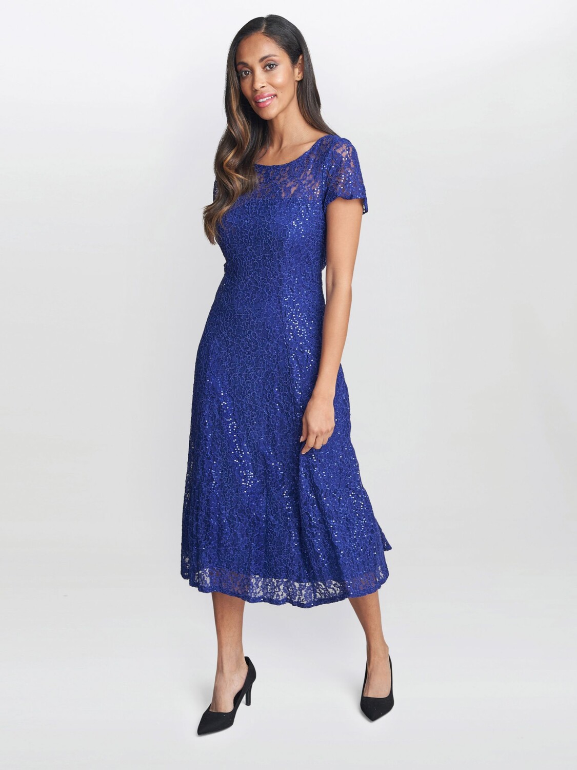 Платье миди с пайетками Gina Bacconi, цвет Iris
Платье миди с пайетками Gina Bacconi, цвет Iris