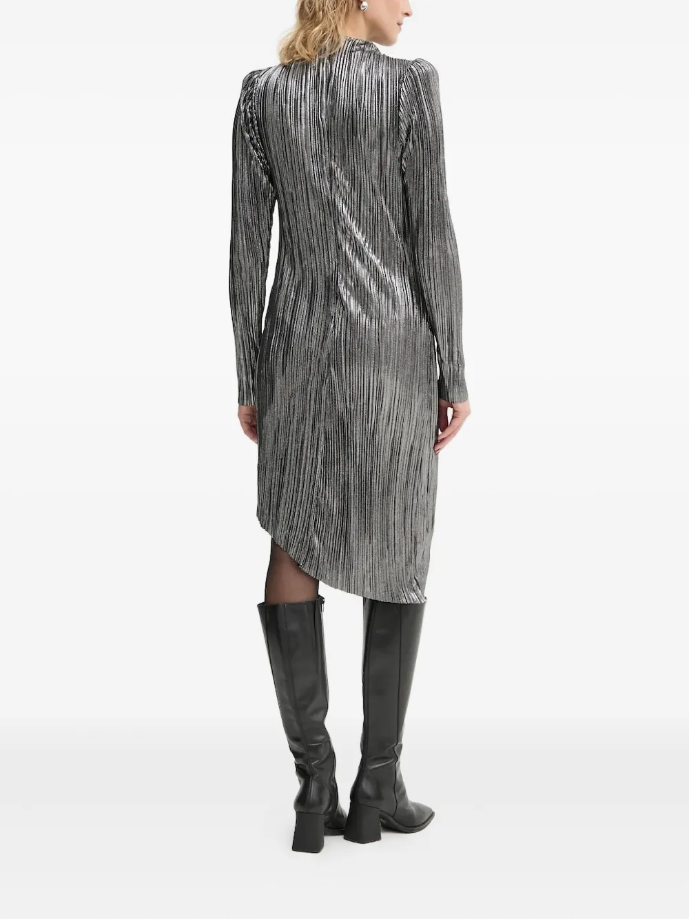 Платье миди с объемными рукавами Bruuns Bazaar, серебряный
Платье миди с объемными рукавами Bruuns Bazaar, серебряный