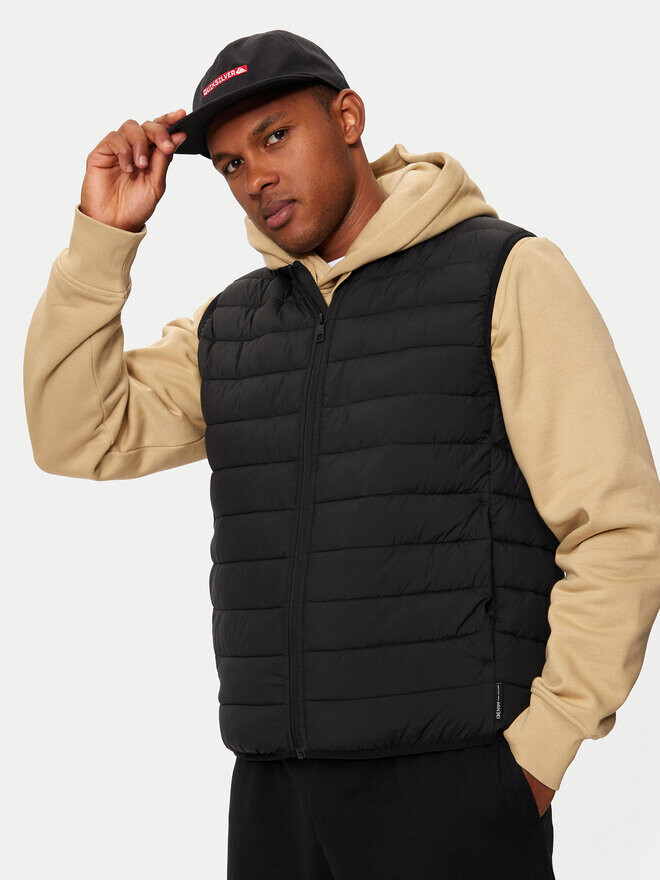 Бейсболка Quiksilver, черный
Бейсболка Quiksilver, черный