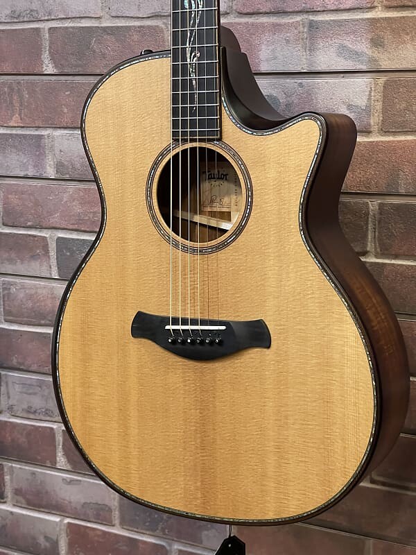 Акустическая гитара Taylor K14ce 2023
Акустическая гитара Taylor K14ce 2023