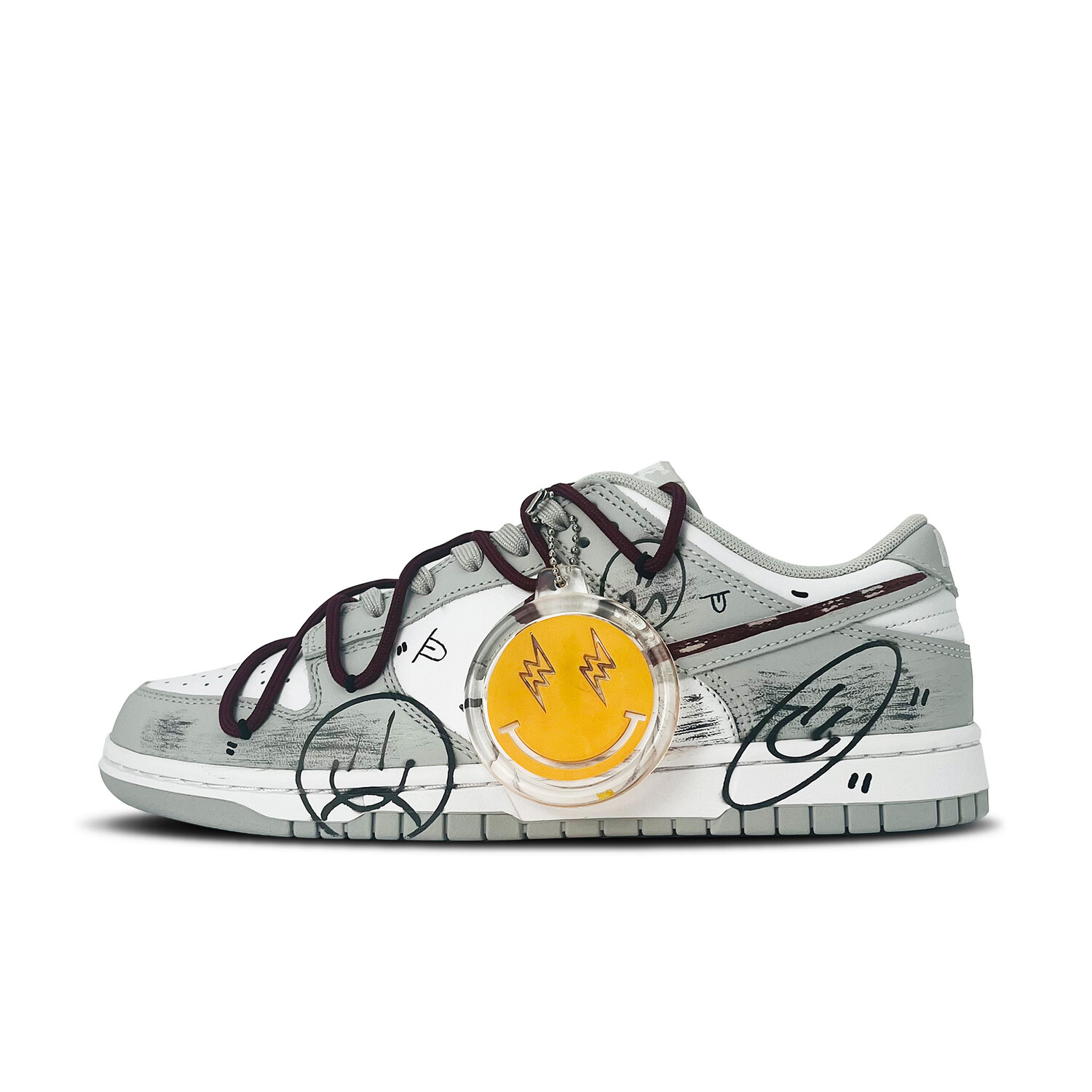 Кроссовки Nike Dunk Skateboarding Shoes Men Low-top Grey/Black/Yellow, светло-серый
Кроссовки Nike Dunk Skateboarding Shoes Men Low-top Grey/Black/Yellow, светло-серый