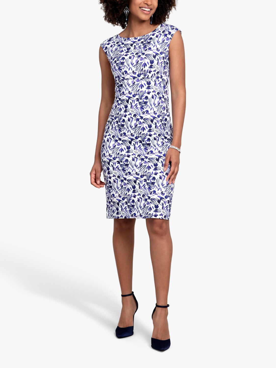 Платье прямого кроя Alie Street Pippa с цветочным принтом, чернильно-синий индиго, Черный, Платье прямого кроя Alie Street Pippa с цветочным принтом, чернильно-синий индиго
Платье прямого кроя Alie Street Pippa с цветочным принтом, чернильно-синий индиго, Черный, Платье прямого кроя Alie Street Pippa с цветочным принтом, чернильно-синий индиго