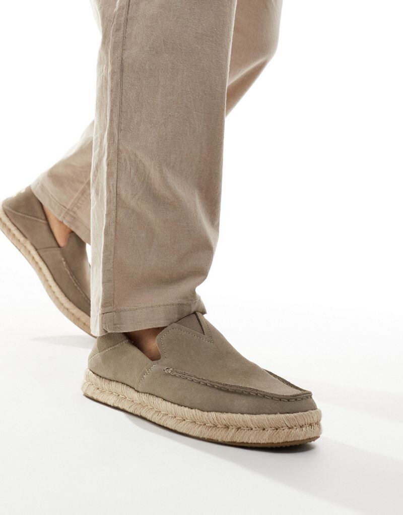 Серые слипоны Toms Alonso
Серые слипоны Toms Alonso