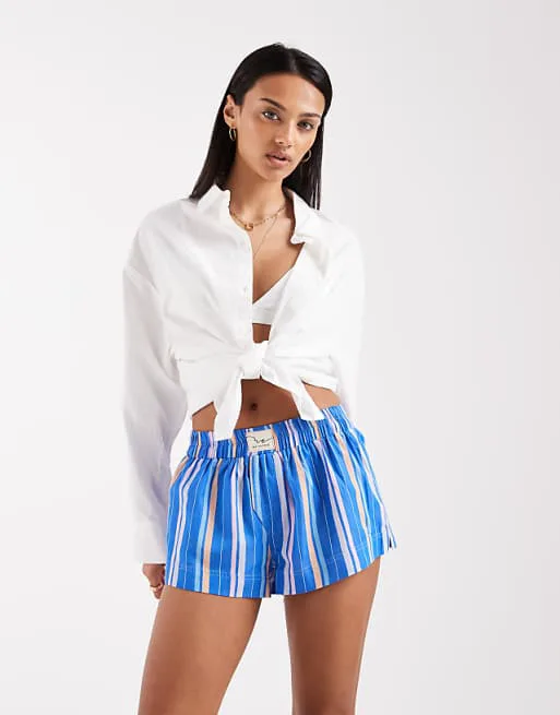 Короткие боксеры мини-боксера с кобальтовыми полосками Free People повседневные
Короткие боксеры мини-боксера с кобальтовыми полосками Free People повседневные