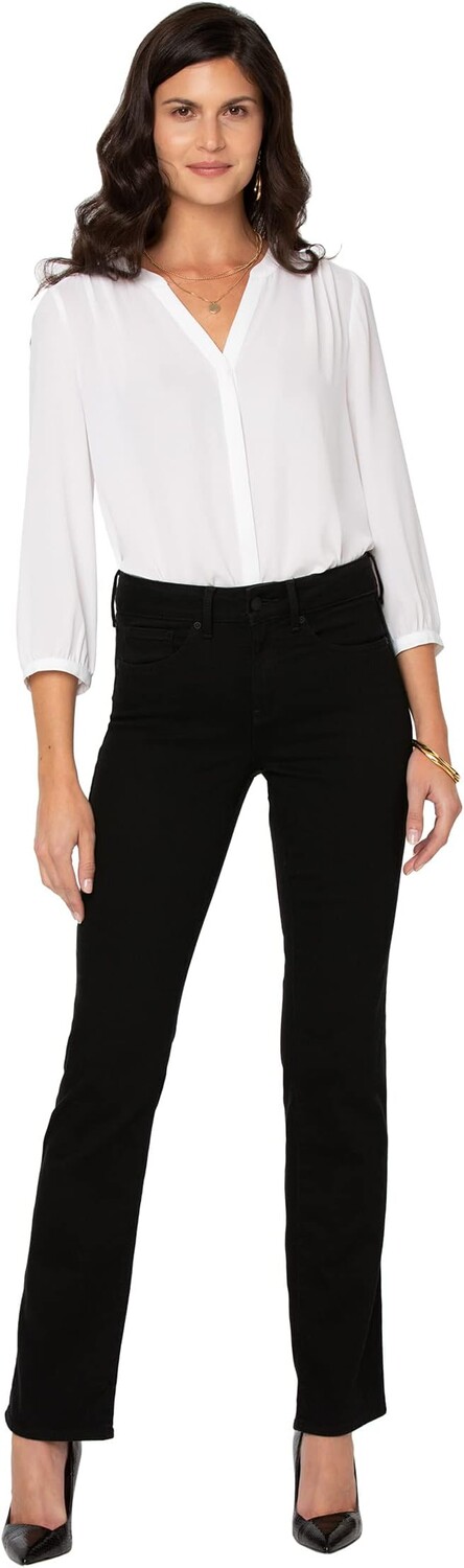 Джинсы Petite Marilyn Straight in Black NYDJ, черный
Джинсы Petite Marilyn Straight in Black NYDJ, черный