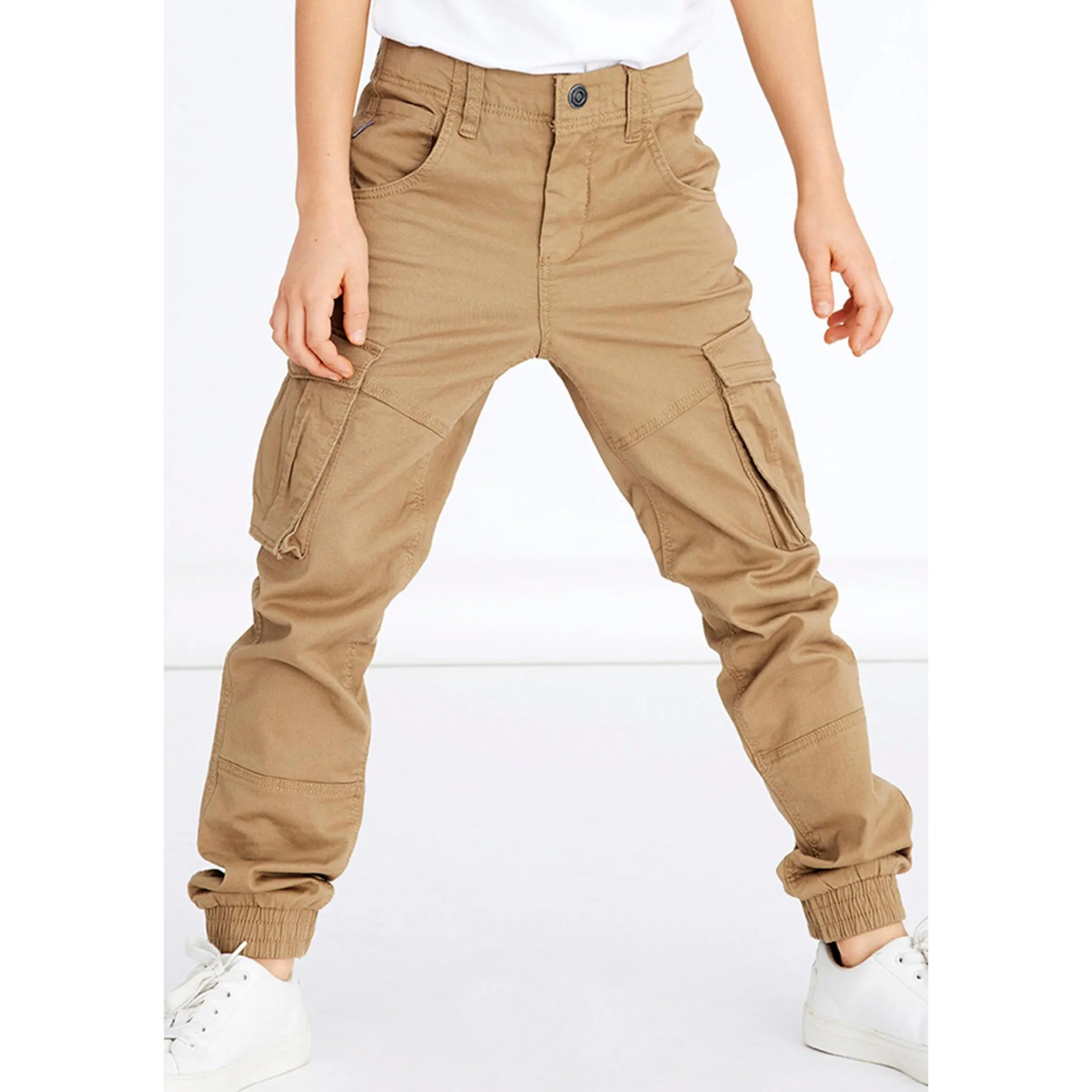 Name It Брюки-чиносы It "NKMRYAN CARGO R TWI PANT 2222-BA NOOS", цвет Kelp
Name It Брюки-чиносы It "NKMRYAN CARGO R TWI PANT 2222-BA NOOS", цвет Kelp