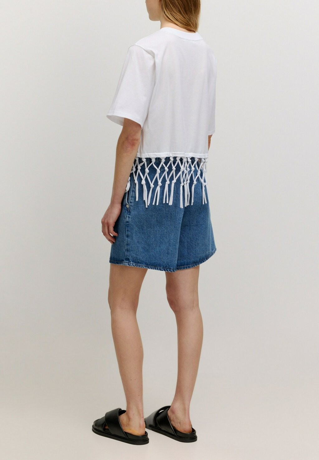 Базовая футболка ENISSA EDITED, белый
Базовая футболка ENISSA EDITED, белый