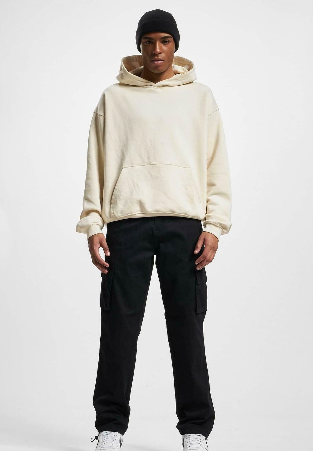 Брюки с боковыми карманами DEF, черные
Брюки с боковыми карманами DEF, черные