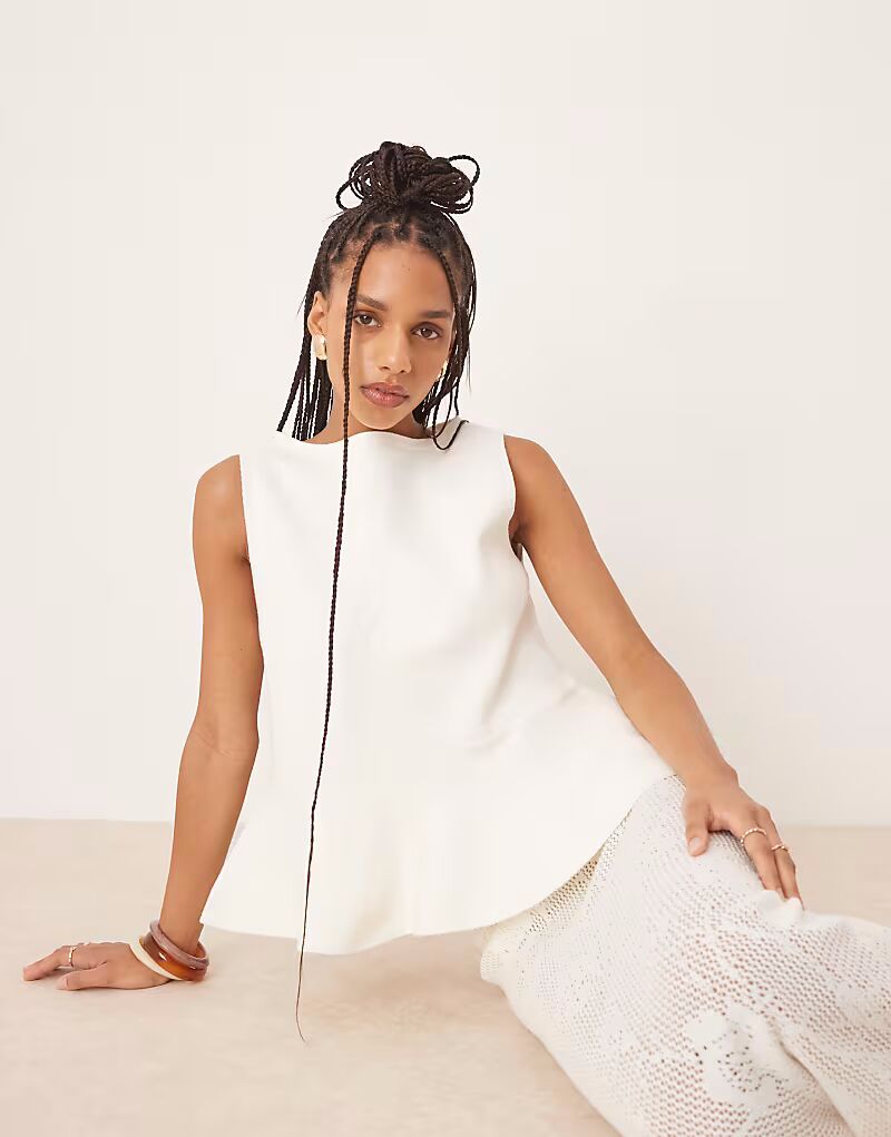 Трикотажный структурированный топ с баской ASOS DESIGN кремового цвета
Трикотажный структурированный топ с баской ASOS DESIGN кремового цвета