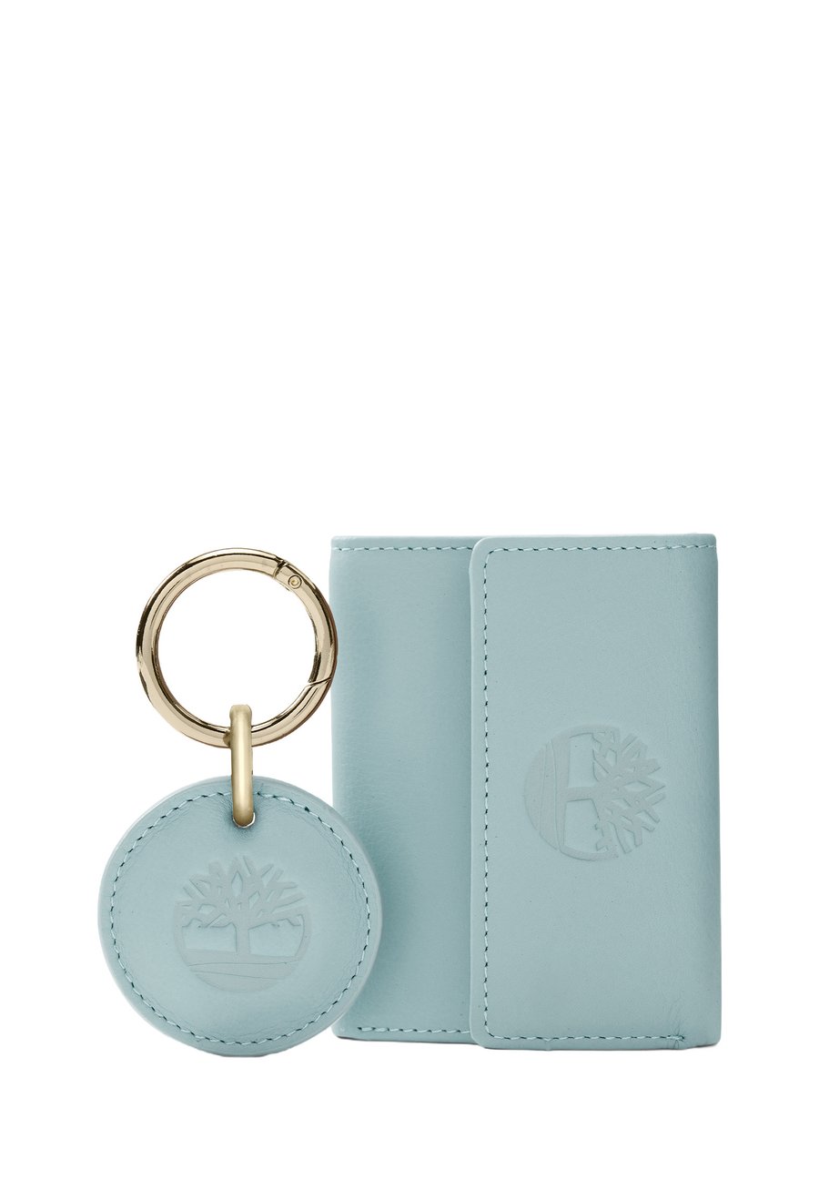 Кошелек Timberland TRIFOLD FOB SET, Light Blue
Кошелек Timberland TRIFOLD FOB SET, Light Blue