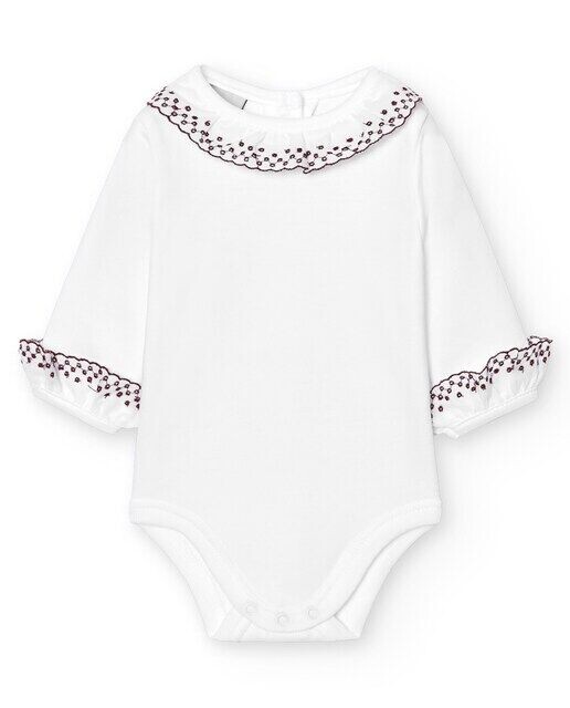 В упаковке 2 детских боди с батистовым воротником и манжетами Babidú, бордовый 
В упаковке 2 детских боди с батистовым воротником и манжетами Babidú, бордовый