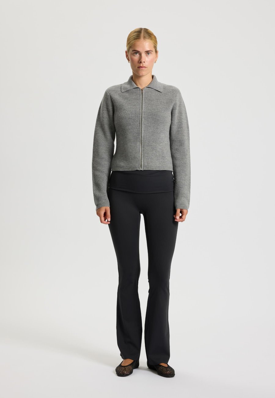 Кардиган rethinkit studios Cardigan, Light Grey Melange/Light Grey
Кардиган rethinkit studios Cardigan, Light Grey Melange/Light Grey